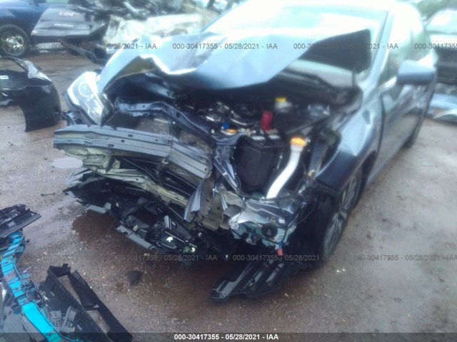 Photo 5 VIN: 4S3BNAC68J3013126 - SUBARU LEGACY 