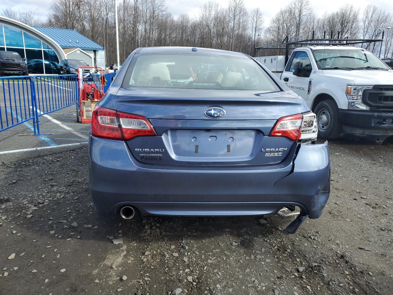 Photo 5 VIN: 4S3BNAC69F3004975 - SUBARU LEGACY 