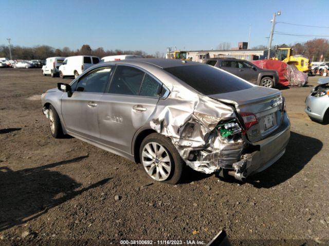 Photo 2 VIN: 4S3BNAC69F3071351 - SUBARU LEGACY 