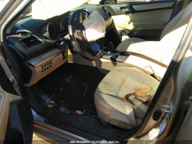 Photo 4 VIN: 4S3BNAC69F3071351 - SUBARU LEGACY 