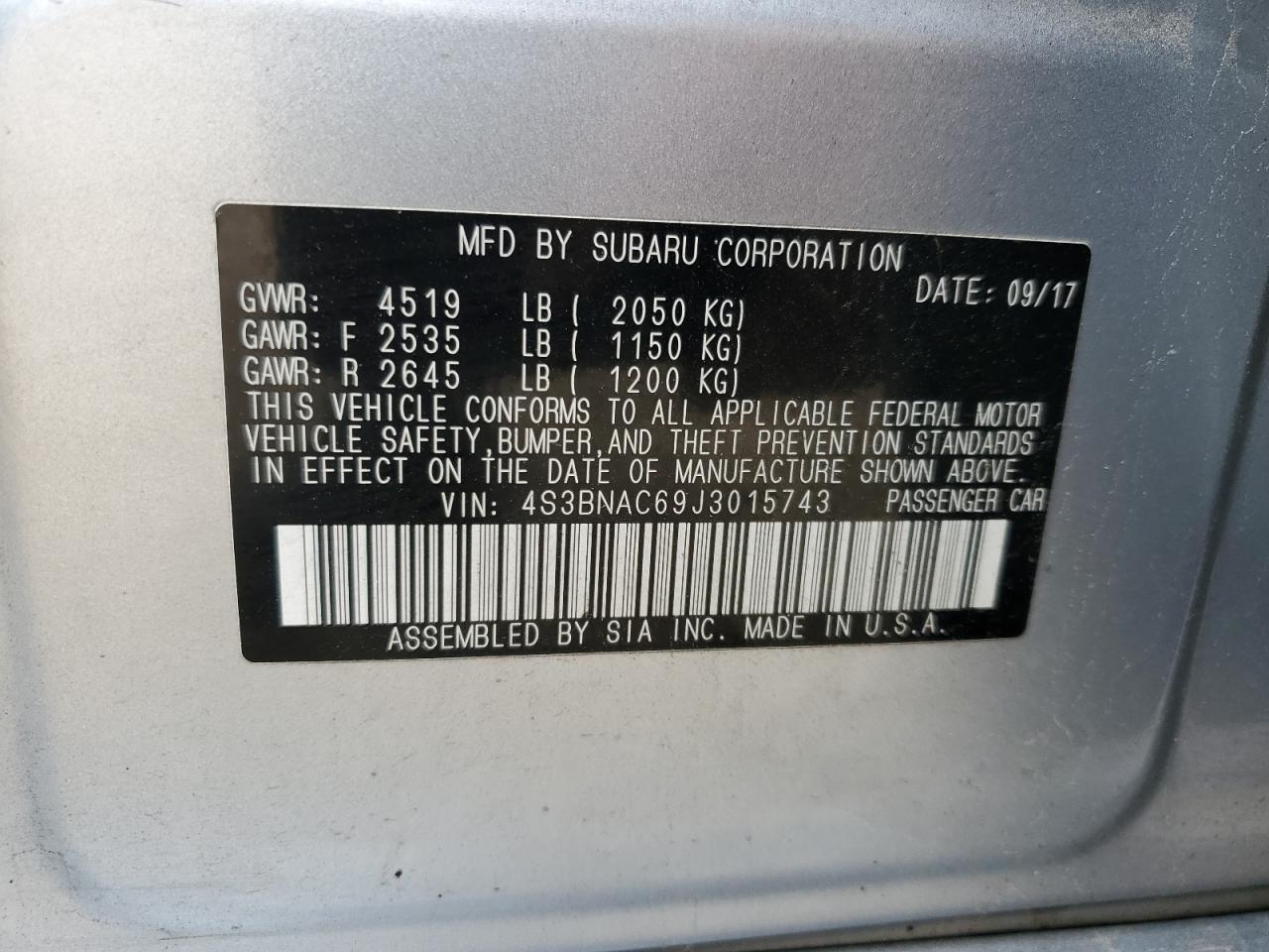 Photo 11 VIN: 4S3BNAC69J3015743 - SUBARU LEGACY 