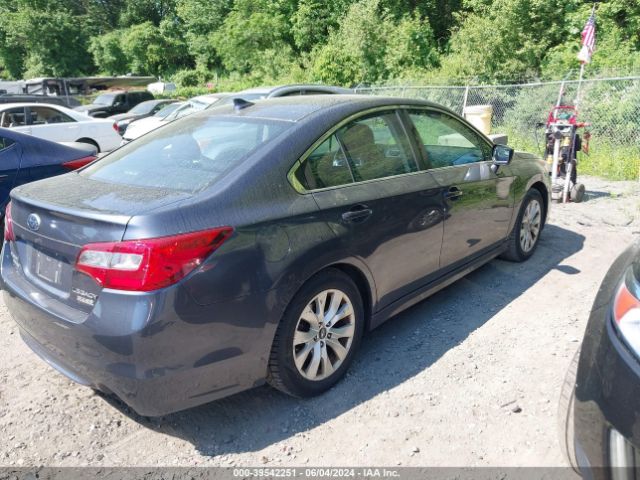 Photo 3 VIN: 4S3BNAC6XH3054402 - SUBARU LEGACY 