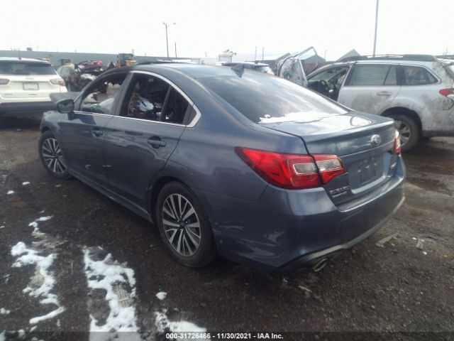 Photo 2 VIN: 4S3BNAD67J3020678 - SUBARU LEGACY 