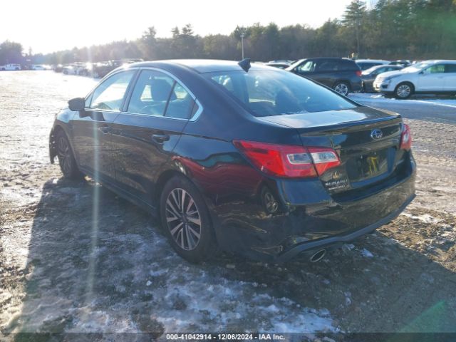 Photo 2 VIN: 4S3BNAF60J3028151 - SUBARU LEGACY 