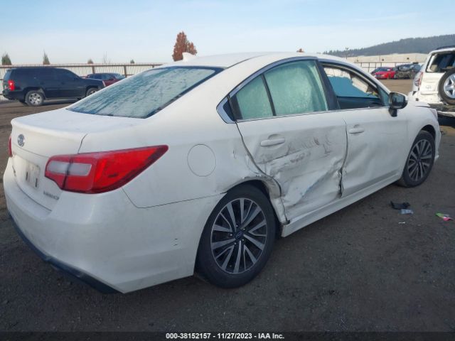 Photo 3 VIN: 4S3BNAF60K3038969 - SUBARU LEGACY 