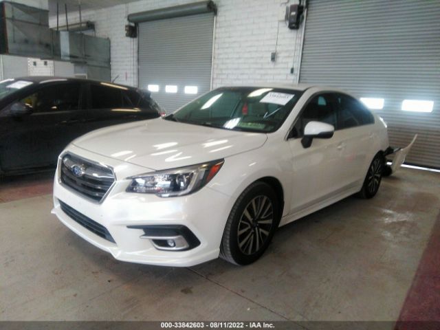 Photo 1 VIN: 4S3BNAF61J3044116 - SUBARU LEGACY 