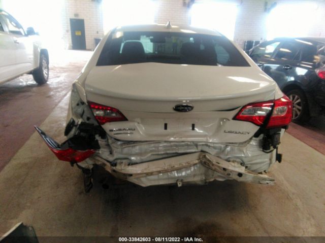 Photo 5 VIN: 4S3BNAF61J3044116 - SUBARU LEGACY 