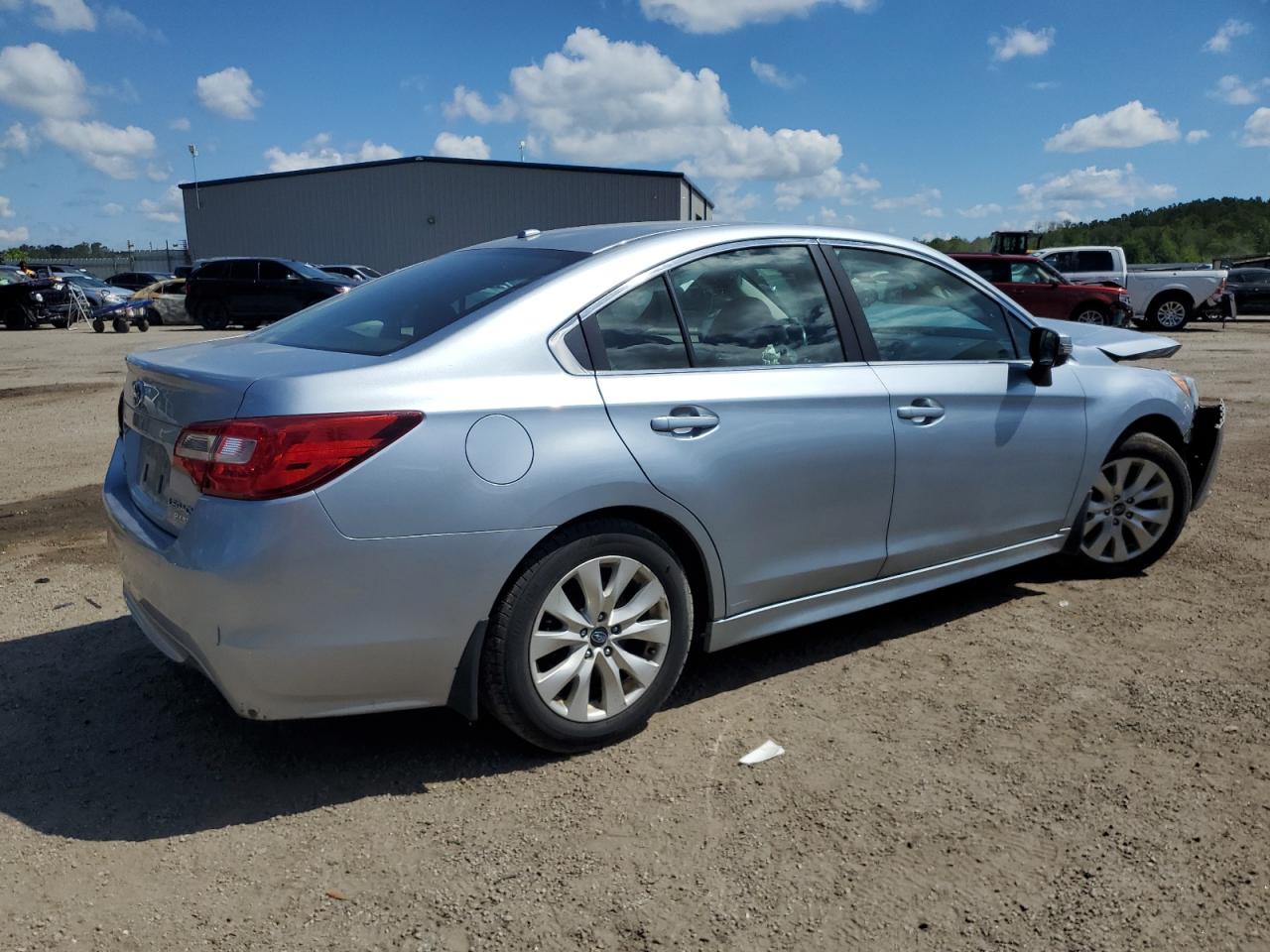 Photo 2 VIN: 4S3BNAF65F3065865 - SUBARU LEGACY 