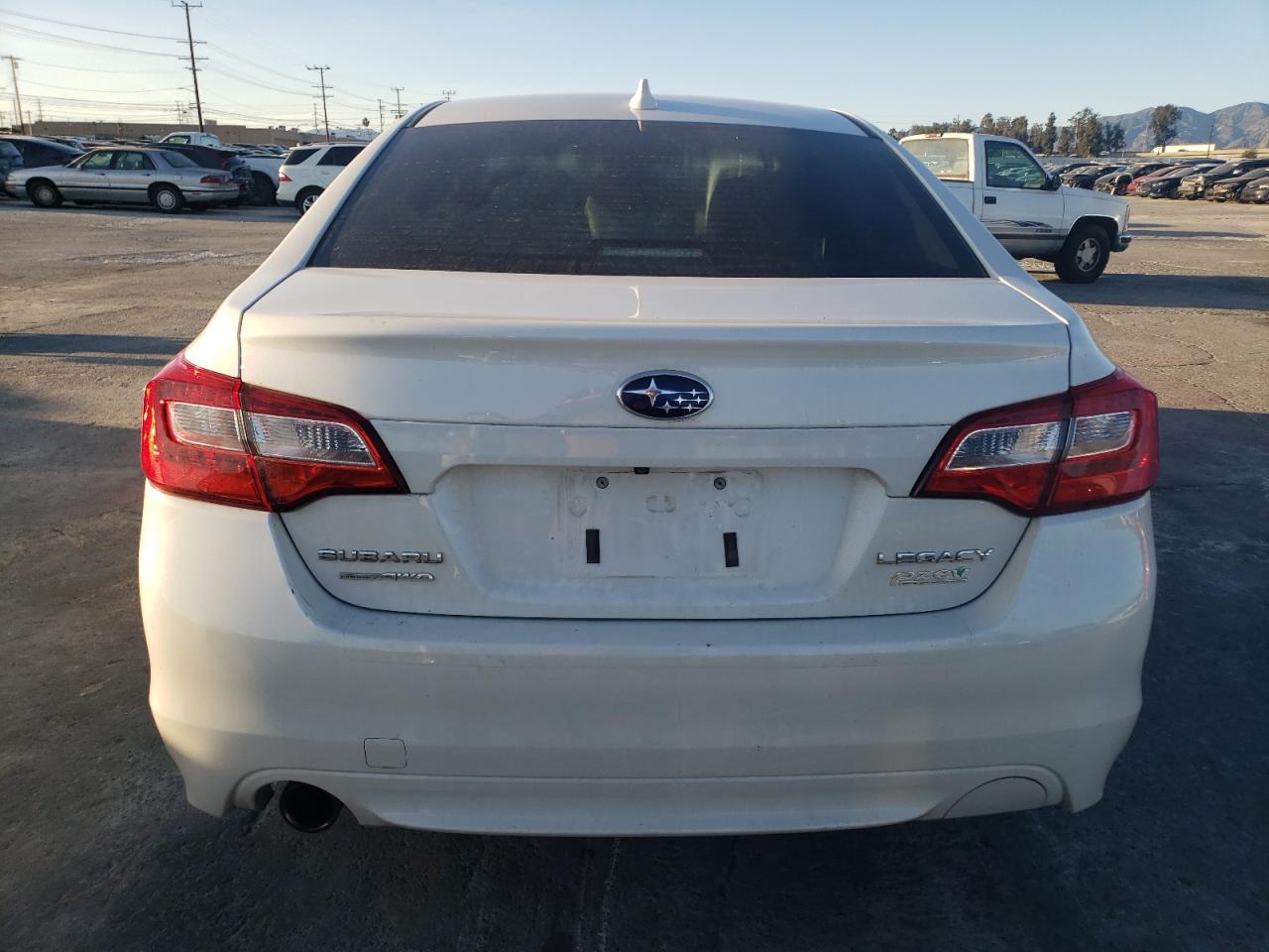 Photo 5 VIN: 4S3BNAF65H3031346 - SUBARU LEGACY 