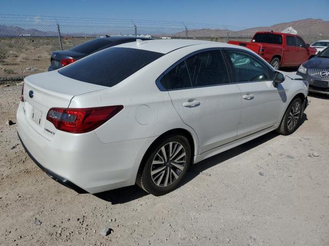 Photo 2 VIN: 4S3BNAF65J3040277 - SUBARU LEGACY 