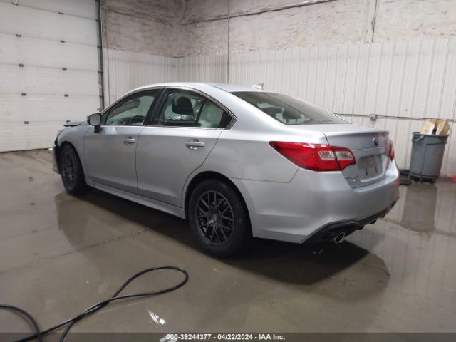 Photo 2 VIN: 4S3BNAF66J3040787 - SUBARU LEGACY 