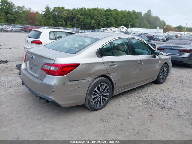 Photo 3 VIN: 4S3BNAF66J3043754 - SUBARU LEGACY 