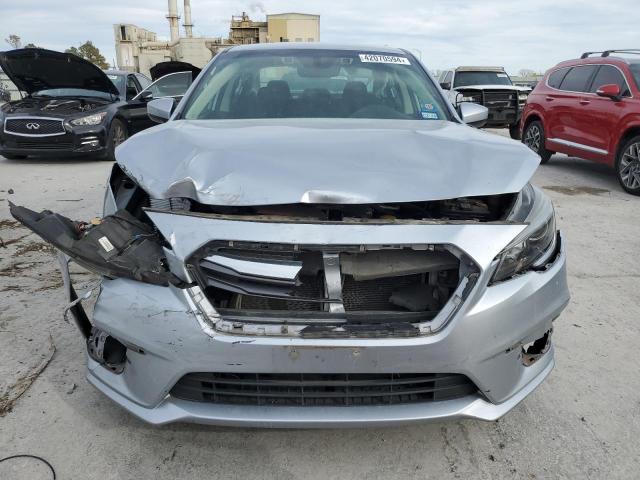 Photo 4 VIN: 4S3BNAF67K3024230 - SUBARU LEGACY 