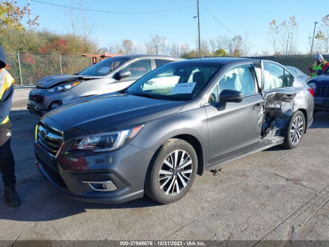 Photo 1 VIN: 4S3BNAF68J3004180 - SUBARU LEGACY 