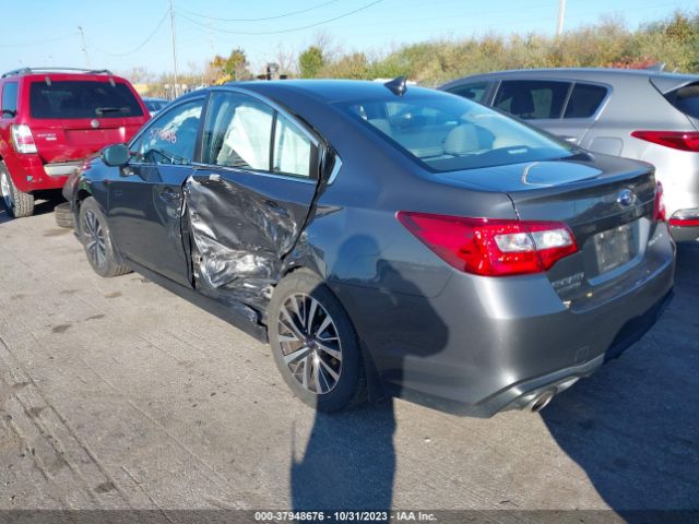 Photo 2 VIN: 4S3BNAF68J3004180 - SUBARU LEGACY 