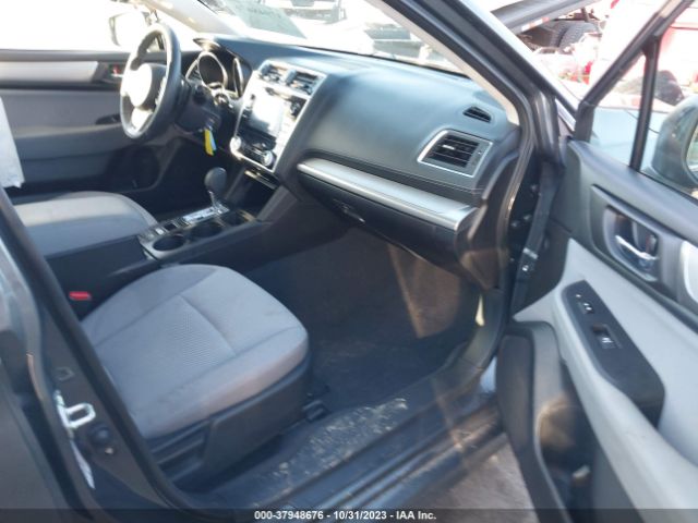 Photo 4 VIN: 4S3BNAF68J3004180 - SUBARU LEGACY 