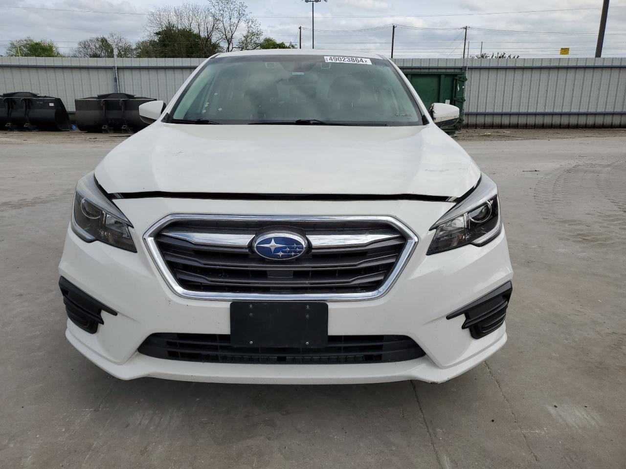 Photo 4 VIN: 4S3BNAF68K3016959 - SUBARU LEGACY 