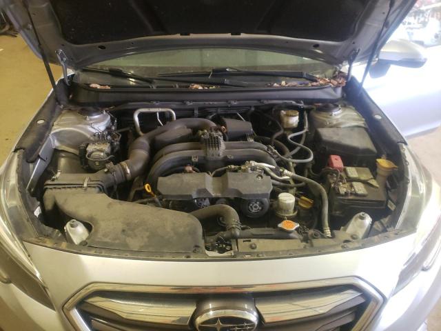 Photo 10 VIN: 4S3BNAF69J3042923 - SUBARU LEGACY 