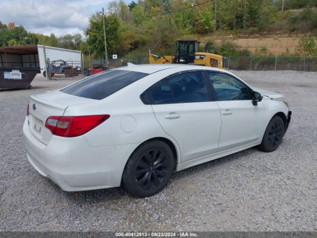 Photo 3 VIN: 4S3BNAF6XG3030238 - SUBARU LEGACY 