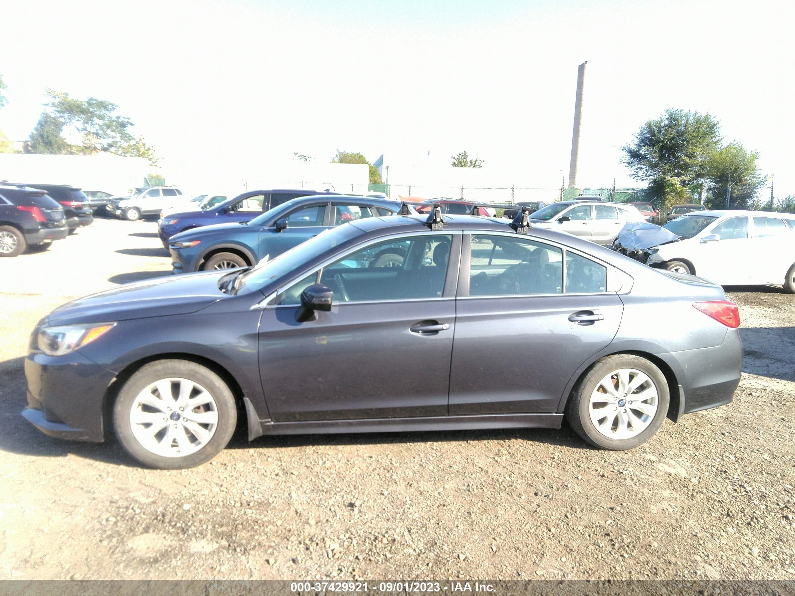 Photo 14 VIN: 4S3BNAH64F3052196 - SUBARU LEGACY 