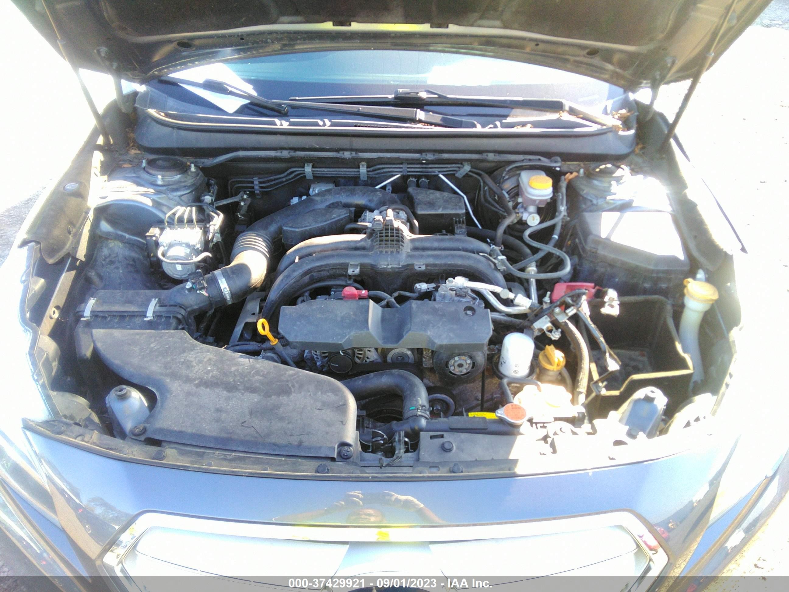 Photo 9 VIN: 4S3BNAH64F3052196 - SUBARU LEGACY 