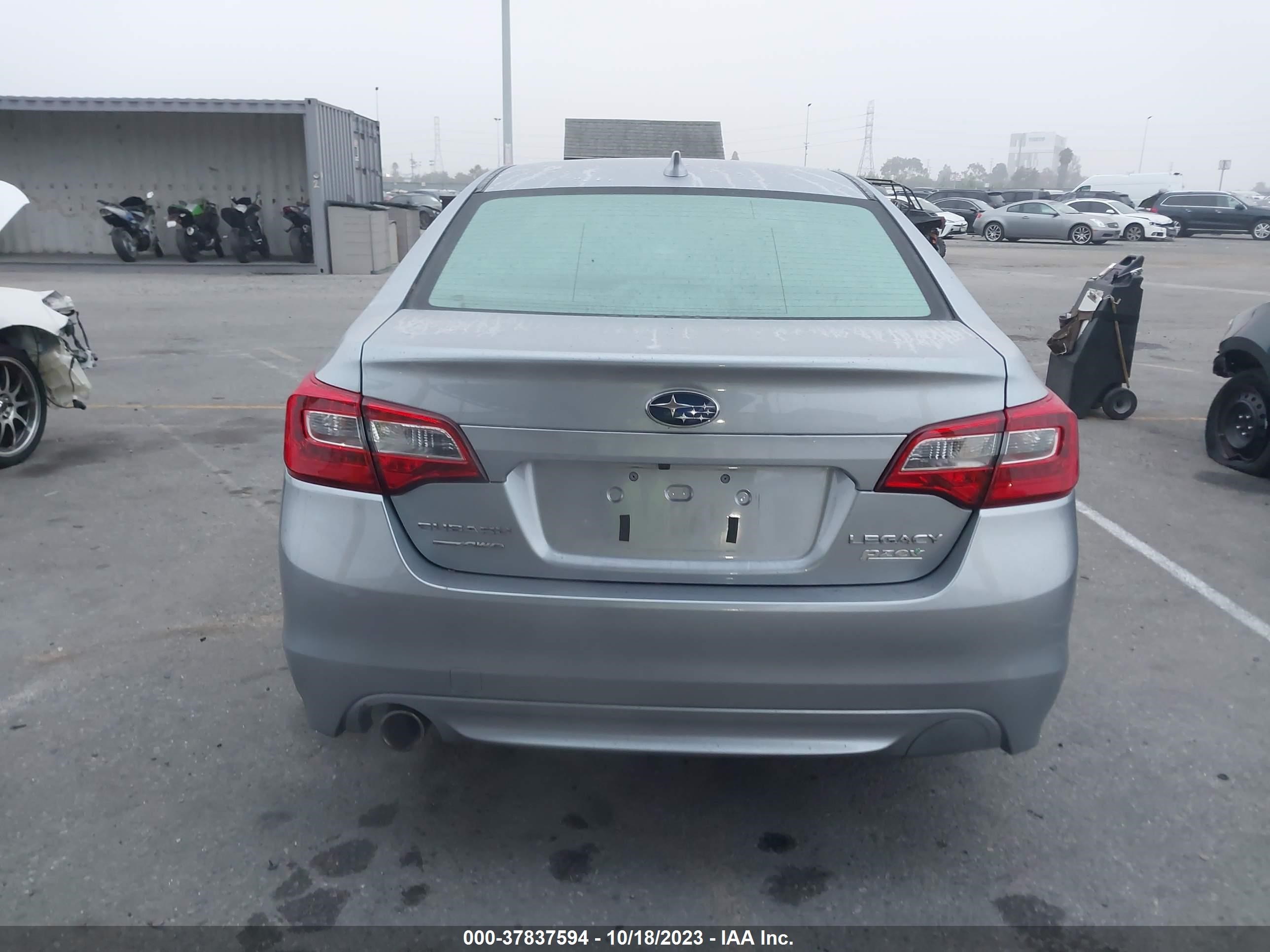 Photo 15 VIN: 4S3BNAH69G3060845 - SUBARU LEGACY 