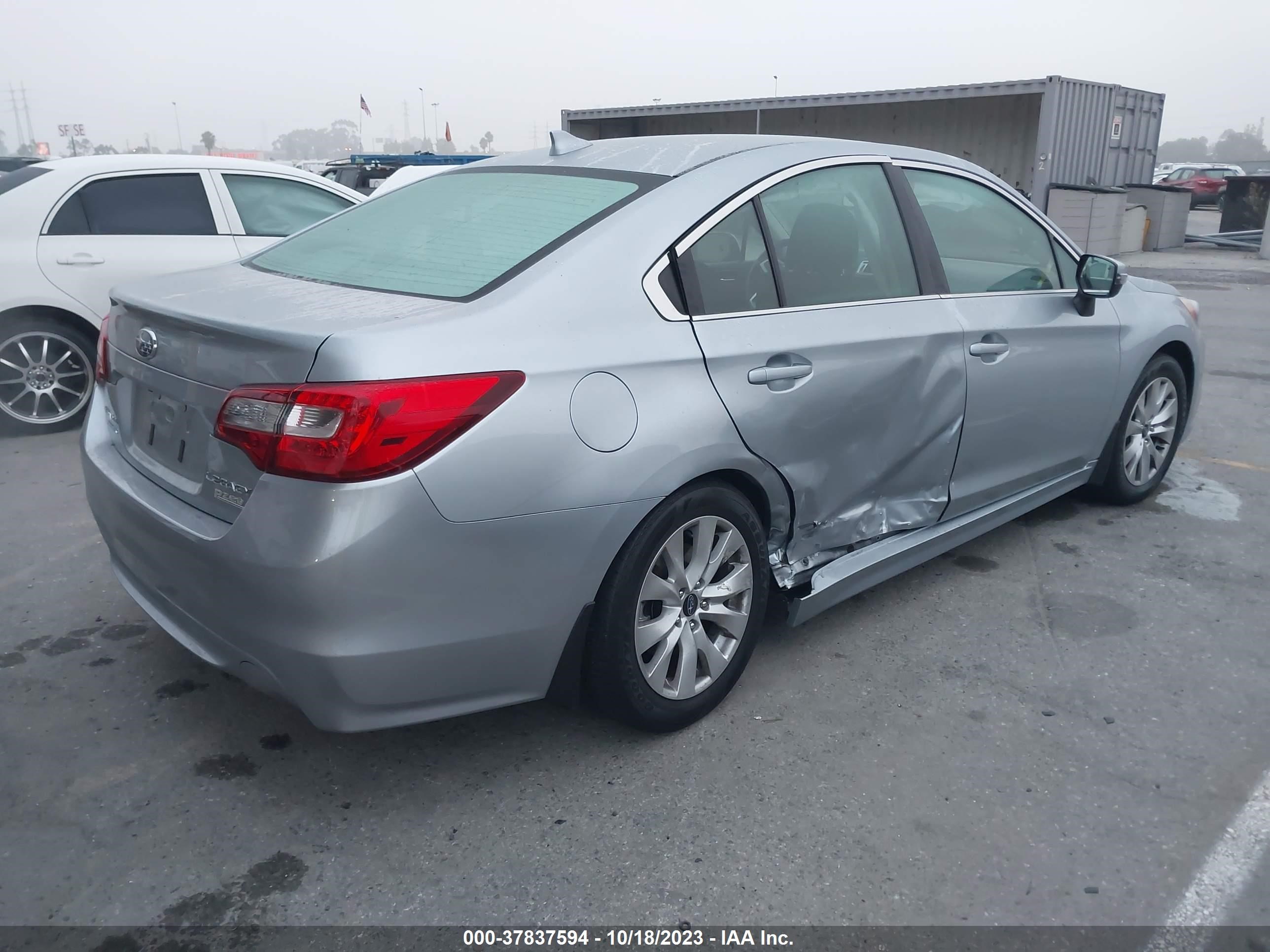 Photo 3 VIN: 4S3BNAH69G3060845 - SUBARU LEGACY 