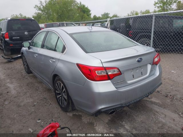 Photo 2 VIN: 4S3BNAH6XJ3021043 - SUBARU LEGACY 