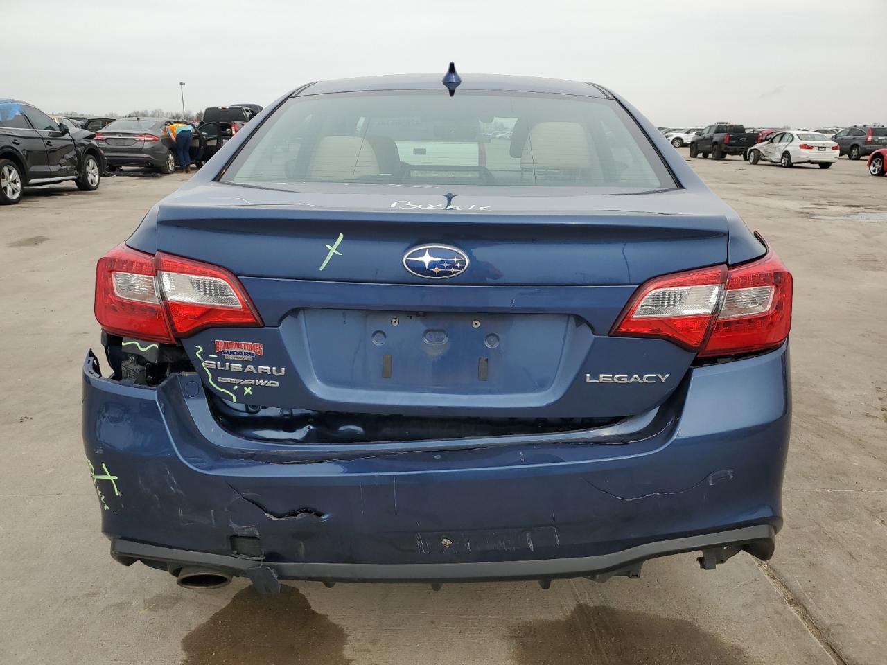 Photo 5 VIN: 4S3BNAJ69K3014323 - SUBARU LEGACY 