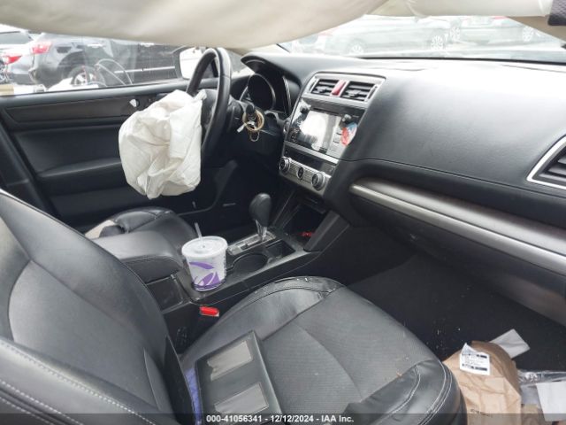 Photo 4 VIN: 4S3BNAK60H3064941 - SUBARU LEGACY 