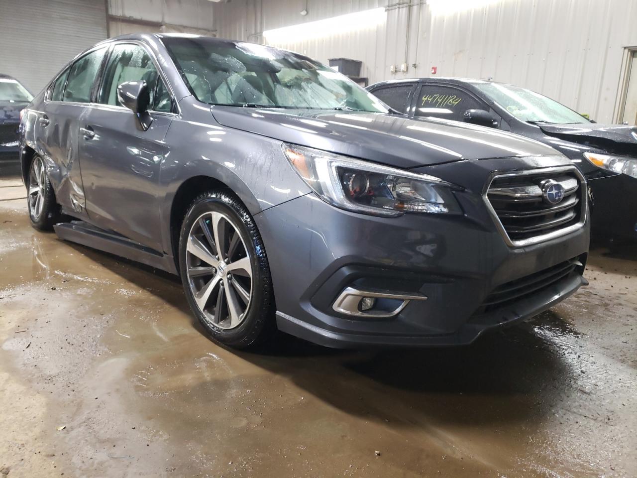 Photo 3 VIN: 4S3BNAK60J3035042 - SUBARU LEGACY 