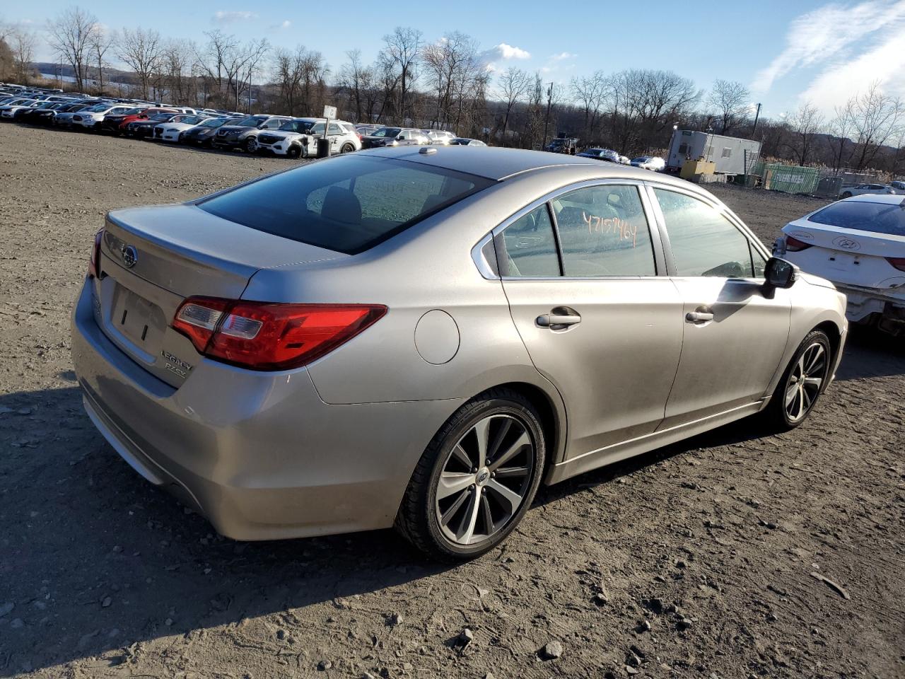 Photo 2 VIN: 4S3BNAL67F3040194 - SUBARU LEGACY 