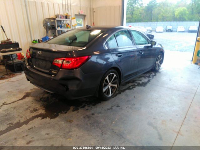 Photo 3 VIN: 4S3BNAL6XG3011855 - TOYOTA CAMRY 