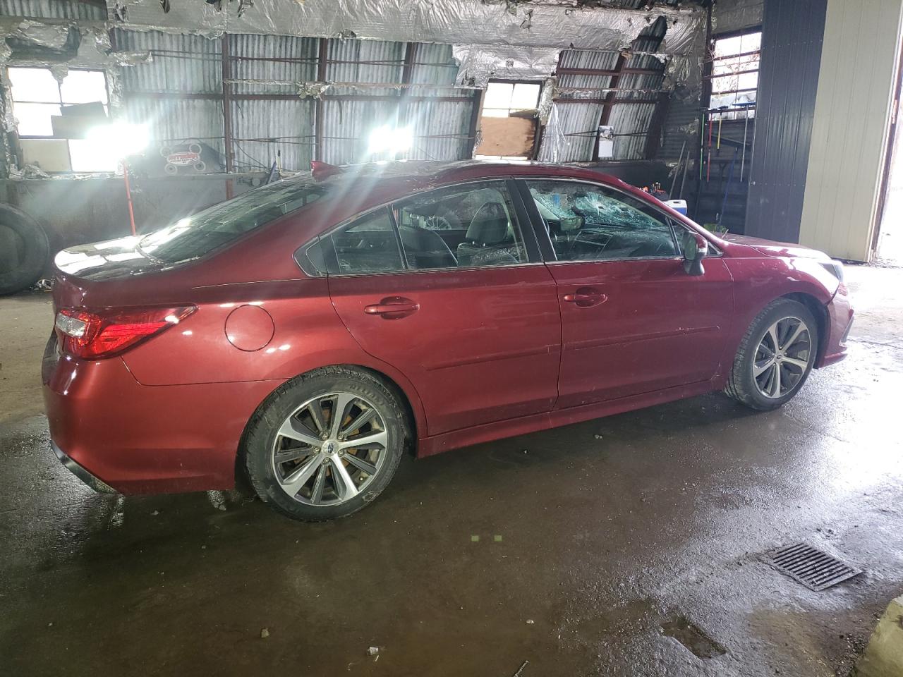 Photo 2 VIN: 4S3BNAN60K3031649 - SUBARU LEGACY 