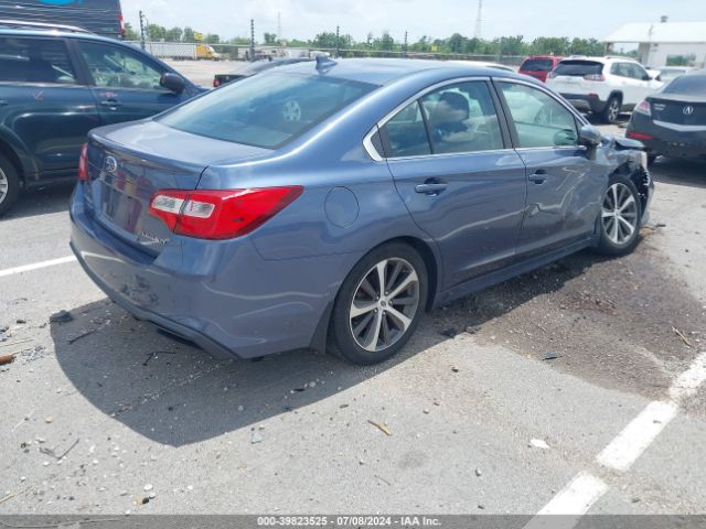 Photo 3 VIN: 4S3BNAN61J3018245 - SUBARU LEGACY 