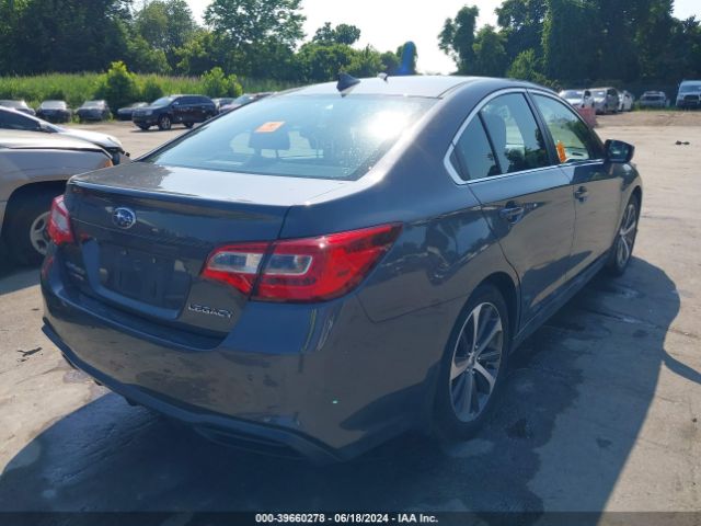 Photo 3 VIN: 4S3BNAN61J3035983 - SUBARU LEGACY 