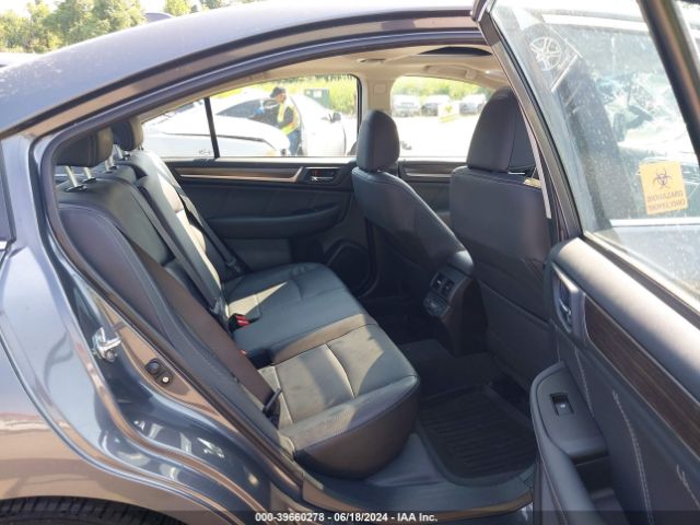 Photo 7 VIN: 4S3BNAN61J3035983 - SUBARU LEGACY 