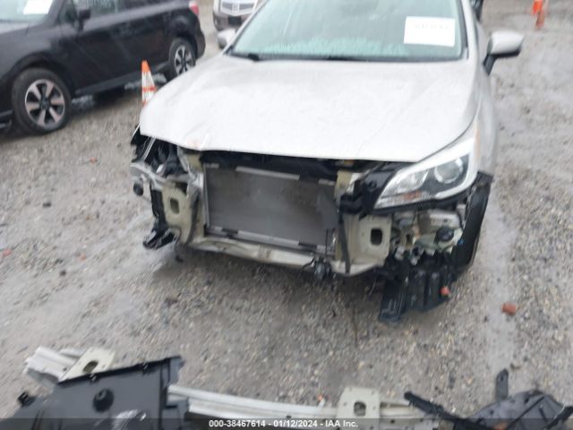 Photo 5 VIN: 4S3BNAN62H3034643 - SUBARU LEGACY 