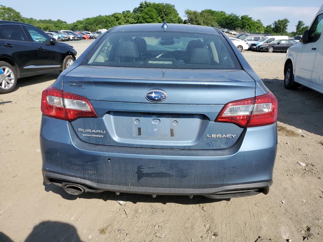 Photo 5 VIN: 4S3BNAN64J3025884 - SUBARU LEGACY 