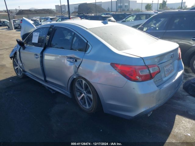 Photo 2 VIN: 4S3BNAN65J3022928 - SUBARU LEGACY 