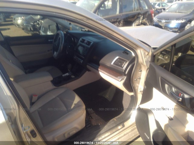 Photo 4 VIN: 4S3BNAN6XF3048142 - SUBARU LEGACY 