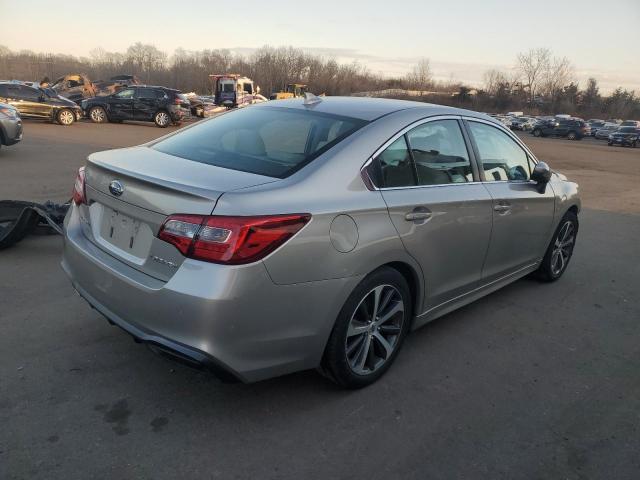 Photo 2 VIN: 4S3BNAN6XJ3014744 - SUBARU LEGACY 