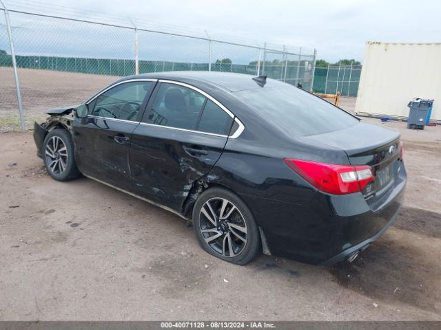 Photo 2 VIN: 4S3BNAN6XJ3021676 - SUBARU LEGACY 