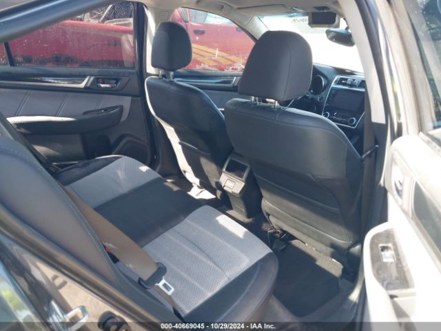 Photo 7 VIN: 4S3BNAR60J3005674 - SUBARU LEGACY 