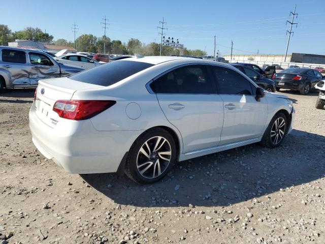 Photo 2 VIN: 4S3BNAR62H3063084 - SUBARU LEGACY SPO 