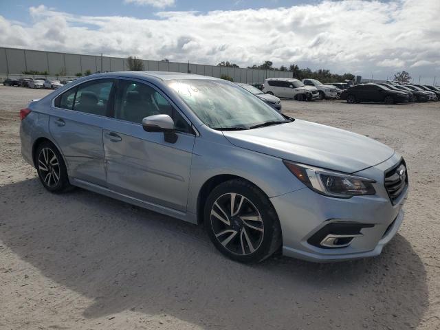 Photo 3 VIN: 4S3BNAR65J3021482 - SUBARU LEGACY SPO 