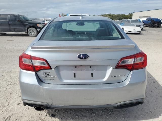 Photo 5 VIN: 4S3BNAR65J3021482 - SUBARU LEGACY SPO 