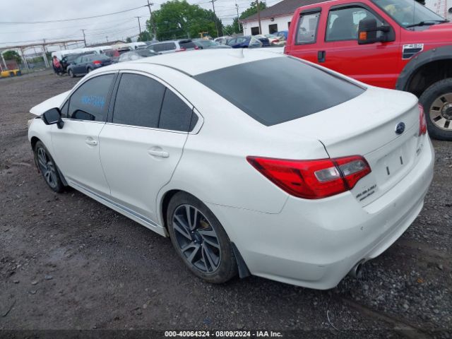 Photo 2 VIN: 4S3BNAS61H3021046 - SUBARU LEGACY 