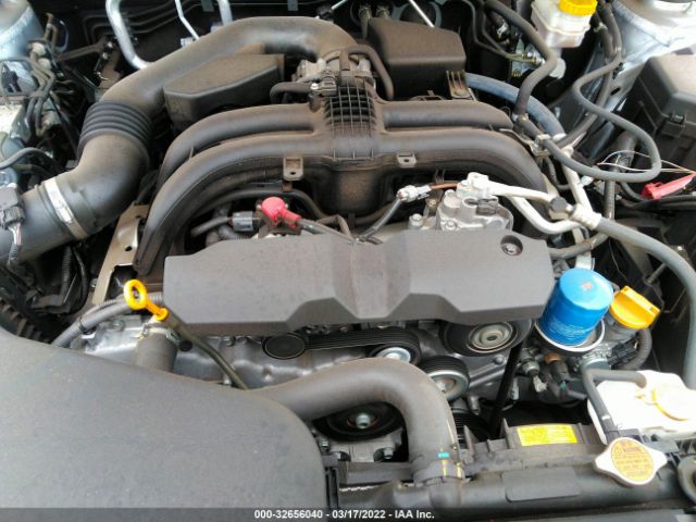 Photo 9 VIN: 4S3BNAS61J3015771 - SUBARU LEGACY 