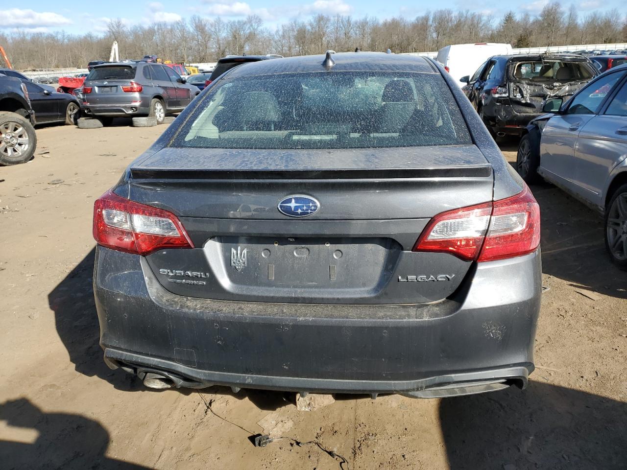 Photo 5 VIN: 4S3BNAS62K3008524 - SUBARU LEGACY 